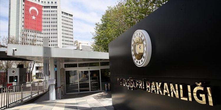 Dışişleri Bakanlığı’ndan ilan: Türk diplomatlar aranıyor