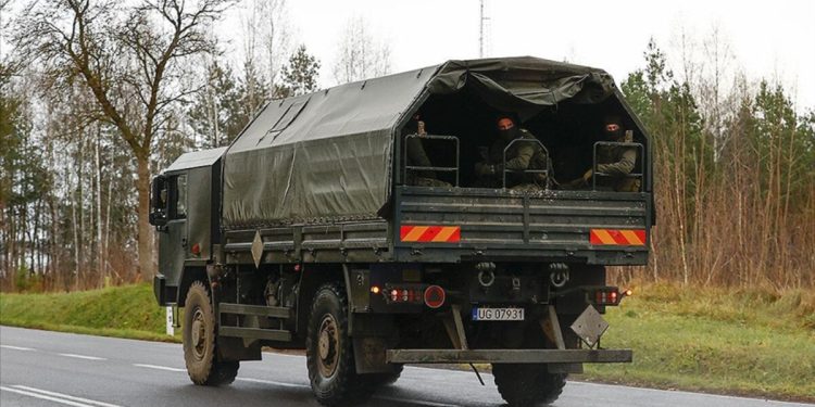 Polonya, Belarus sonundaki asker sayısını artıracak