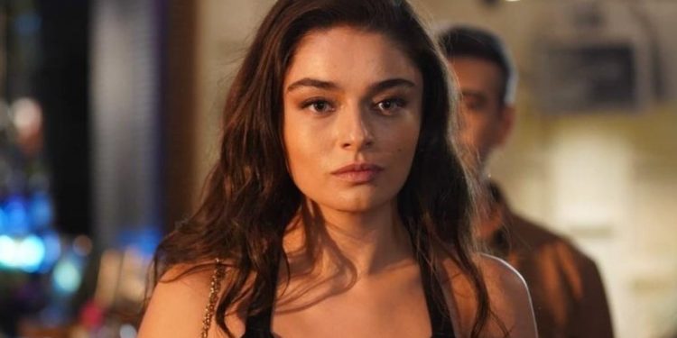 Ayça Ayşin Turan bozkırda bahadır pozlarıyla dumur etti! “Güzellikte hudut tanımıyorsun”