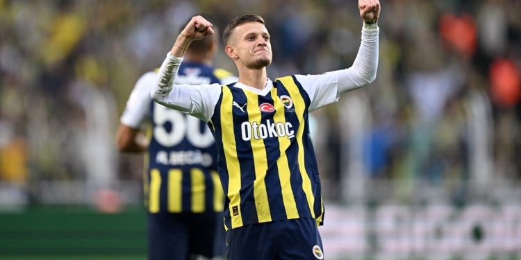 Sebastian Szymanski, Üstün Lig’de bu dönemin en erken golünü attı